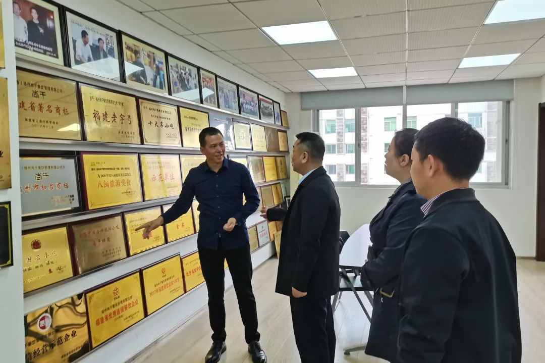 檢察長(cháng)深入企業(yè)走訪(fǎng)調研，護航企業(yè)健康發(fā)展